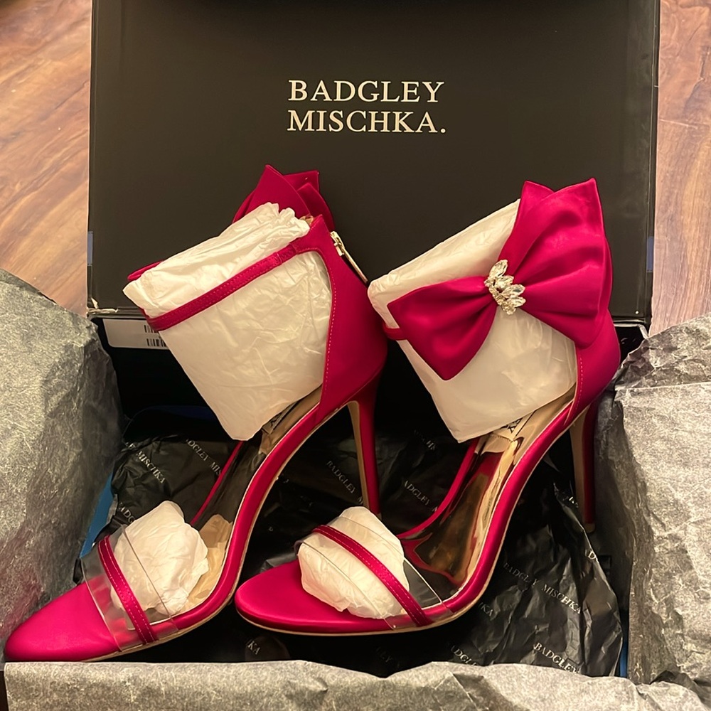 Badgley Mischka Silk Red Heels